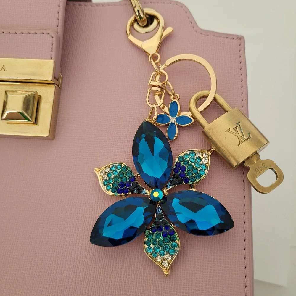 Louis Vuitton Padlock Key Blue Crystal Flower Bag Charm Keychain Gold Tone Gift
